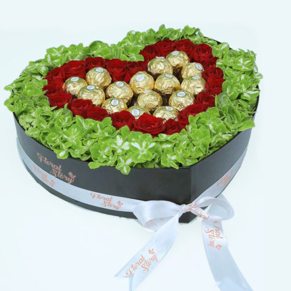 valentine-flowers-chocolate in black box