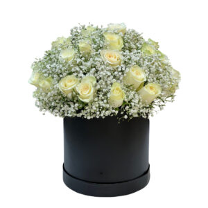 simple flowers box for valentines available at flower shop uae for free delivery
